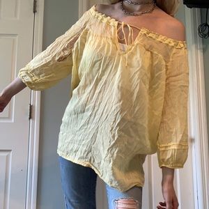 Trinity yellow top